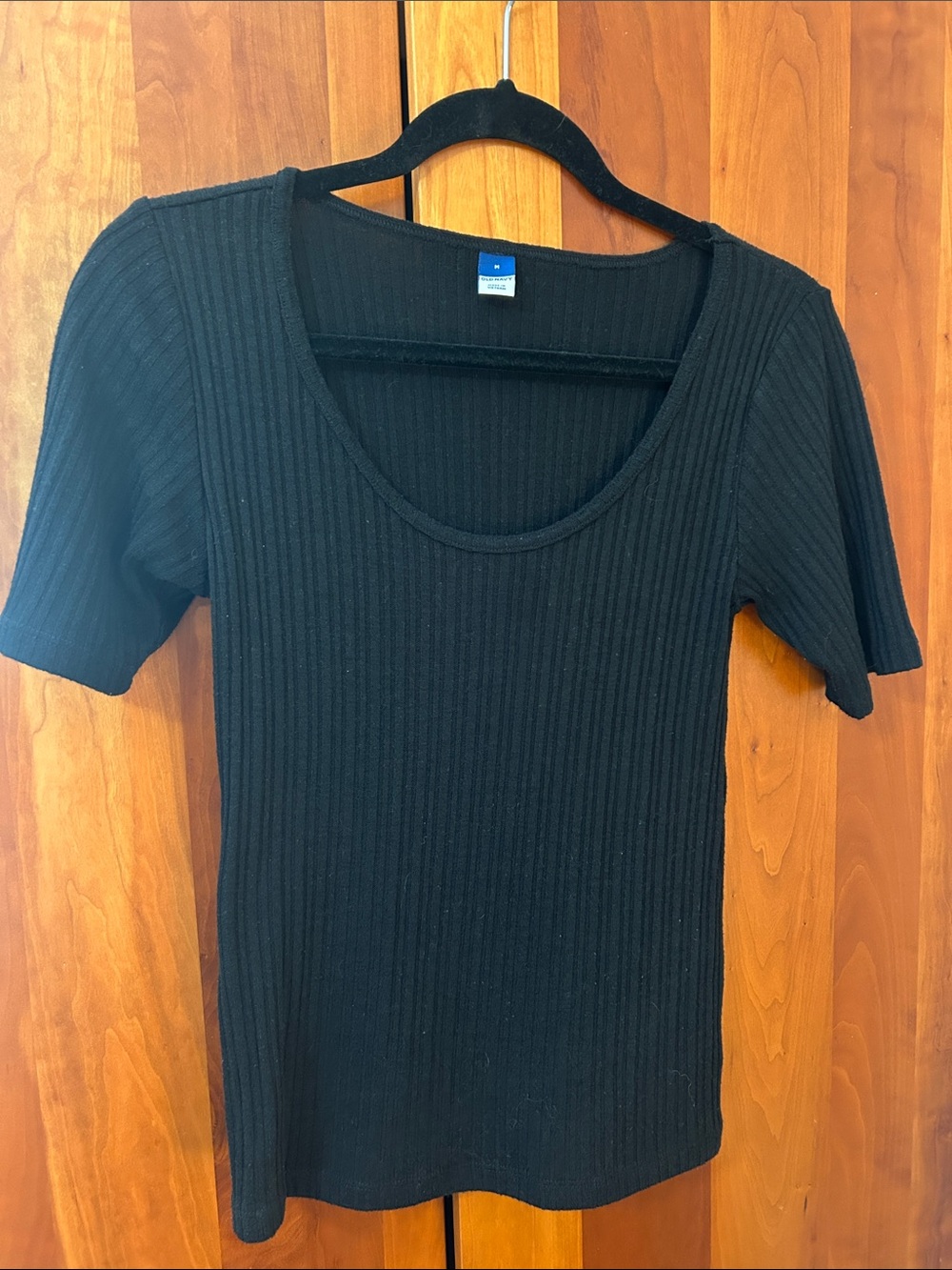 3/$20 Old Navy Black Ribbed Scoop-Neck Short Sleeve Sweater